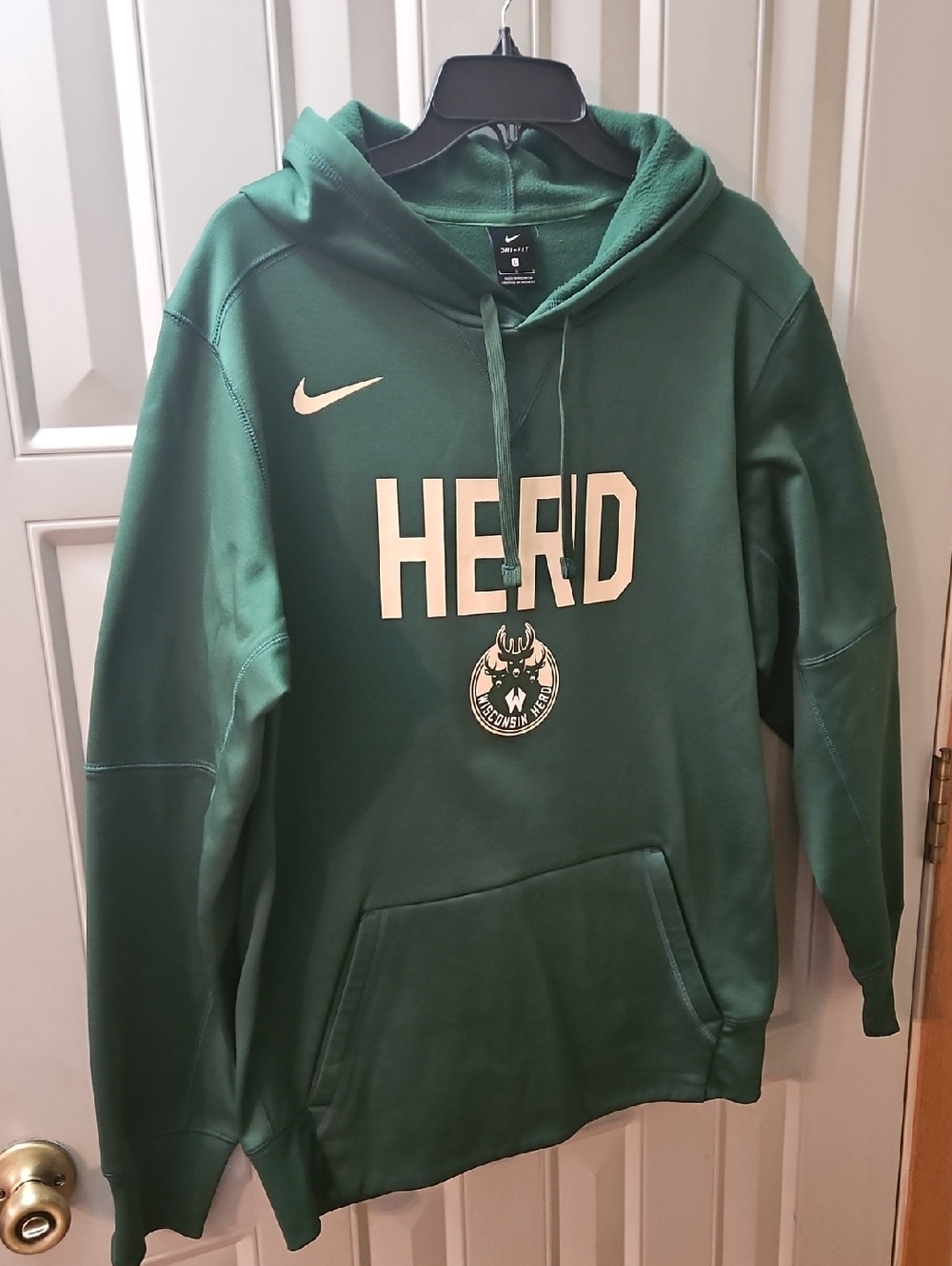 NWOT Nike Milwaukee Wisconsin Herd Green Hoodie